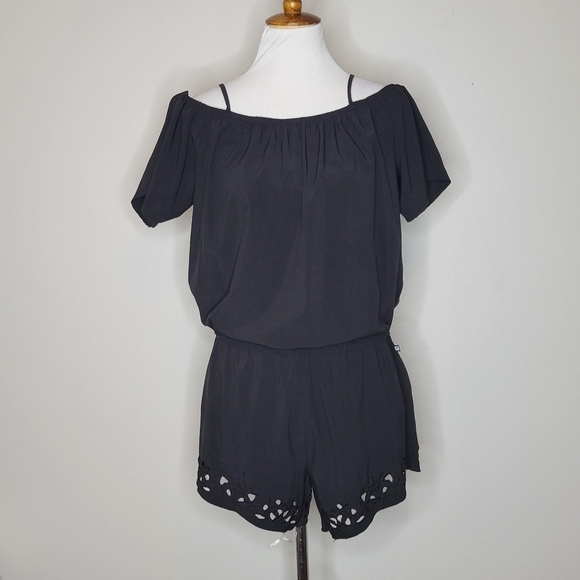 Fabletics Black Prue Cutout Off Shoulder Romper Size Medium - Picture 2 of 11